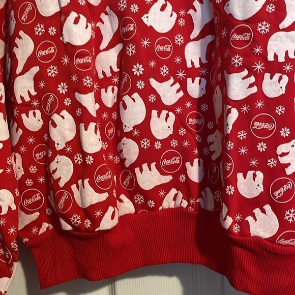 Wildfox/Coca-Cola NWT women’s red Coke bear sweatshirt size small - Picture 3 of 8